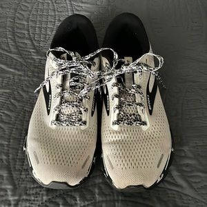 Brooks Ghost 14 Running Shoes